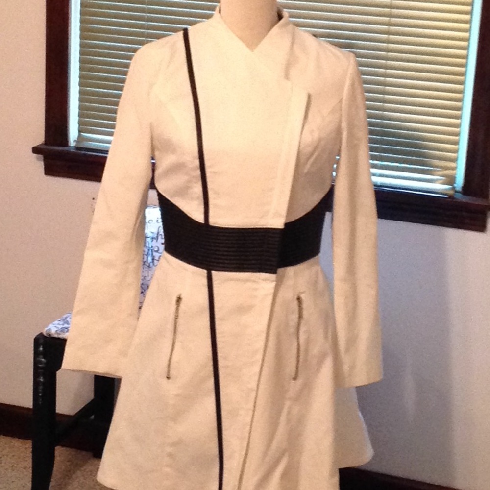 Venus Elegant Black and White Jacket